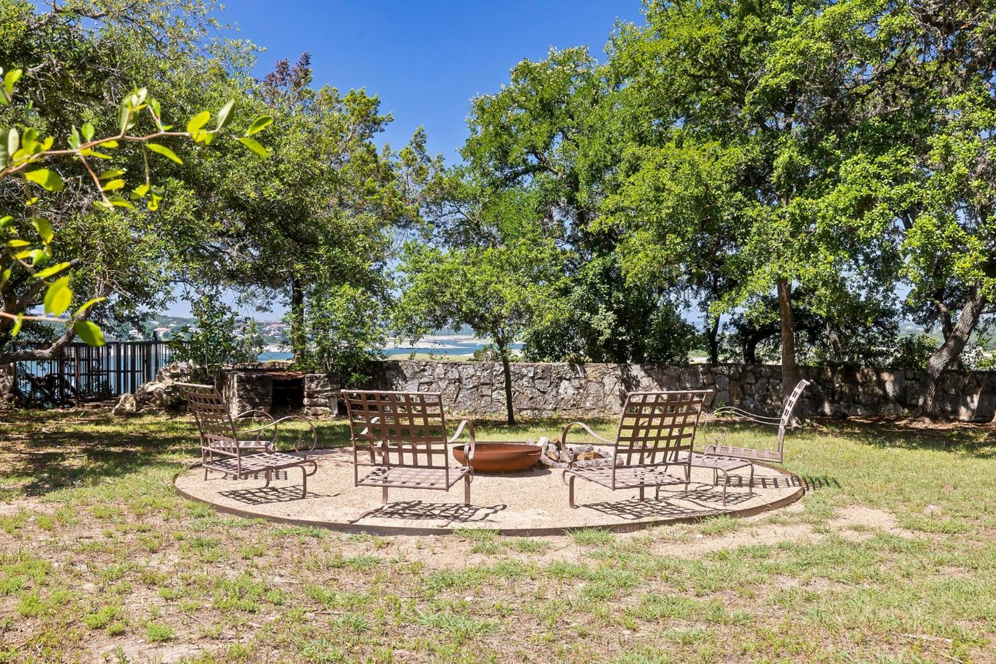 Lakefront Cabins - Boat Dock - Firepit Hudson Bend Exterior photo