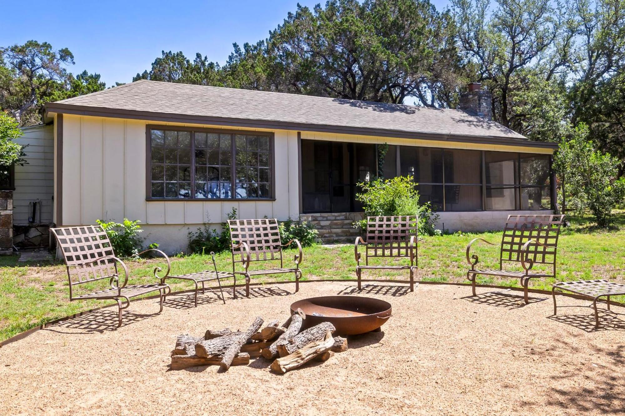 Lakefront Cabins - Boat Dock - Firepit Hudson Bend Exterior photo